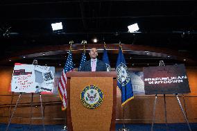 Hakeem Jeffries Gives Weekly Press Conference - Washington