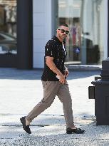 Jesse Metcalfe Out - LA