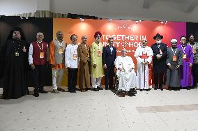 Pope Francis At Interreligious Meeting With Youth - Singapore