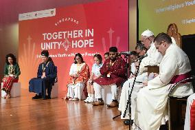 Pope Francis At Interreligious Meeting With Youth - Singapore