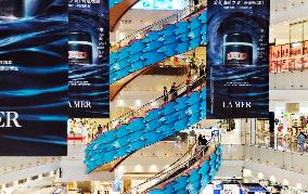 Asia's First Spiral Escalator in Shanghai