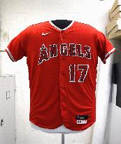 Baseball: Ohtani's Angels jersey donated to Smithsonian museum