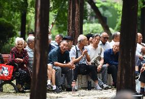 Postpone Retirement Age in China