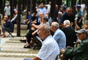 Postpone Retirement Age in China