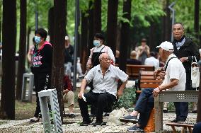 Postpone Retirement Age in China