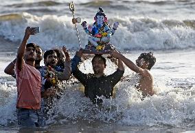 Ganesh Chaturthi Festival In Mumbai