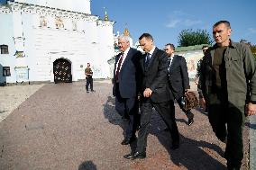 Polish FM visits Kyiv