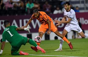 Al-Sadd SC v Umm Salal SC - Ooredoo Qatar Stars League Qatar