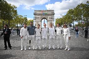 Parade Of French Athletes - Paris