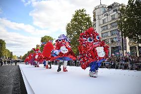 Parade Of French Athletes - Paris