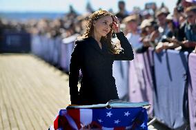 50th American Film Festival - Natalie Portman - Deauville