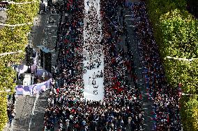 Parade Of French Athletes From Arc de Triomphe - Paris