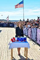 50th American Film Festival - Natalie Portman - Deauville