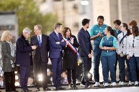 Parade Of French Athletes - Medals - Paris