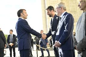 Parade Of French Athletes - Rekindling of the flame - Paris