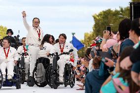 Parade Of French Athletes - Paris