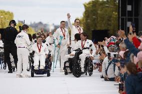 Parade Of French Athletes - Paris