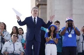 Parade Of French Athletes - Podium - Paris