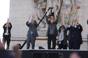 Parade Of French Athletes - Podium - Paris