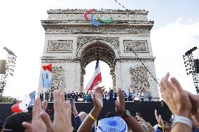 Parade Of French Athletes - Podium - Paris