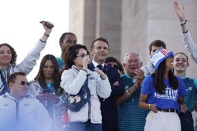 Parade Of French Athletes - Podium - Paris