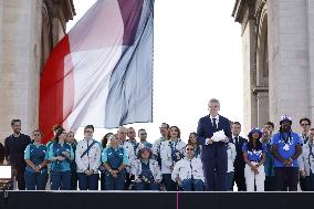 Parade Of French Athletes - Podium - Paris