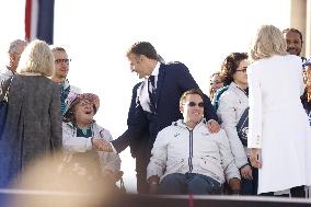 Parade Of French Athletes - Podium - Paris