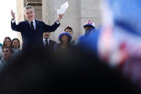 Parade Of French Athletes - Podium - Paris