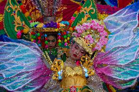 Decorative Vehicle Parade Welcomes Bandung City's Anniversary