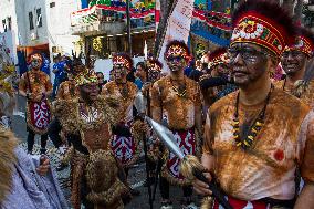 Decorative Vehicle Parade Welcomes Bandung City's Anniversary