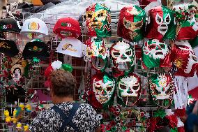 Mexicans And Tourists Get Ready For The Grito De Independencia Of Mexico This September 15