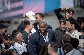 Parade Of French Athletes - Podium - Paris