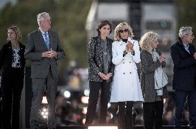 Parade Of French Athletes - Podium - Paris