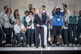 Parade Of French Athletes - Podium - Paris