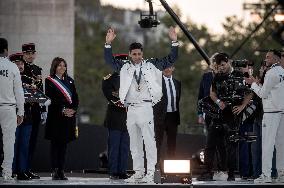 Parade Of French Athletes - Podium - Paris
