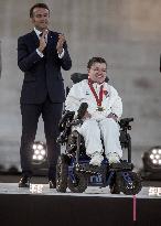 Parade Of French Athletes - Podium - Paris