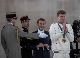 Parade Of French Athletes - Podium - Paris