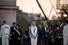 Parade Of French Athletes - Podium - Paris