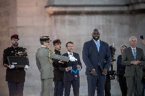 Parade Of French Athletes - Podium - Paris