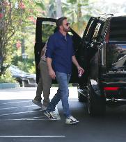 Jennifer Lopez And Ben Affleck Lunch With Their Kids - LA