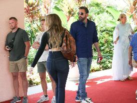 Jennifer Lopez And Ben Affleck Lunch With Their Kids - LA