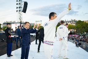 Parade Of French Athletes - Podium - Paris