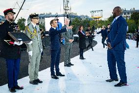 Parade Of French Athletes - Podium - Paris