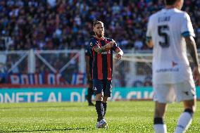 San Lorenzo v Velez Sarsfield - Liga Profesional 2024