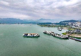 Yangtze River Luxury Cruise Ship Debut in the Three Gorges