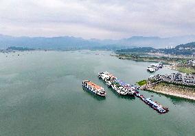 Yangtze River Luxury Cruise Ship Debut in the Three Gorges