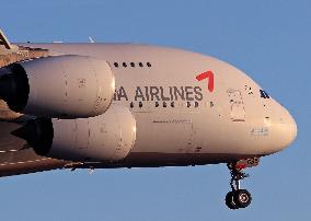 Asiana Airlines flies to Barcelona with the Airbus A380