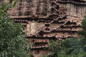 Maiji Mountain Grottoes Cave Buddha Statue