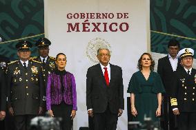 214th Anniversary Of Mexico's Independence Parade