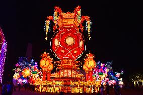 The Largest Lantern Fair Held in Beijing